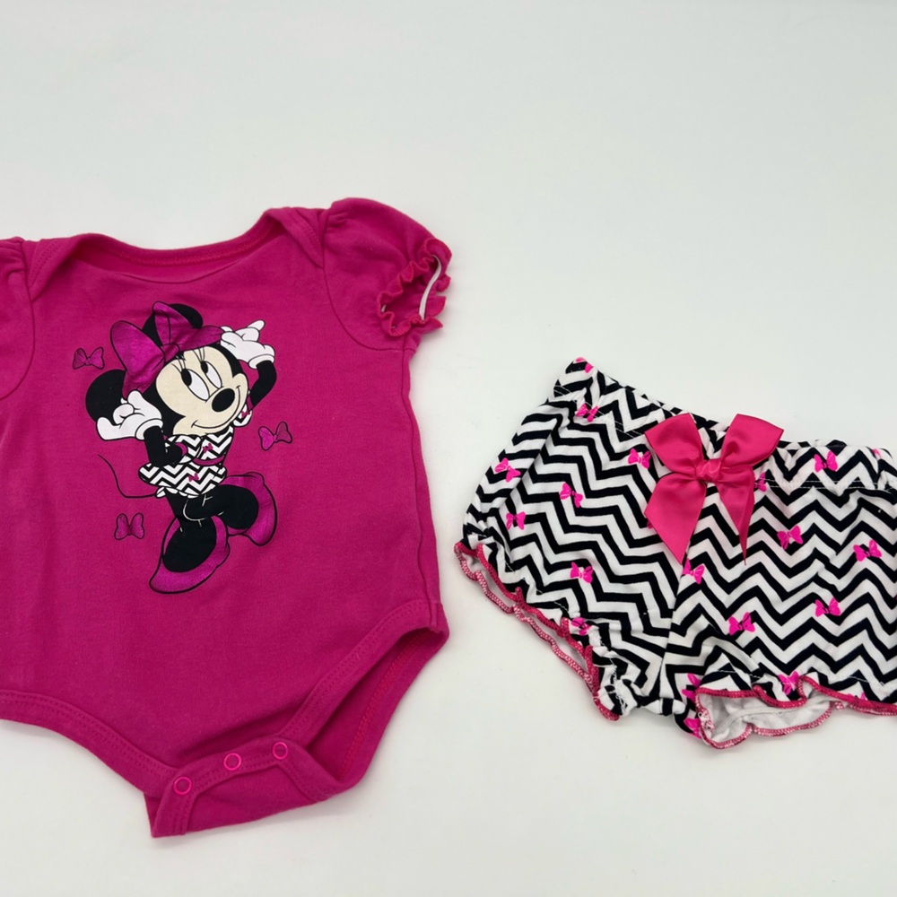 Disney Baby 2 Piece Set Minnie Top And Shorts 3-6 Months